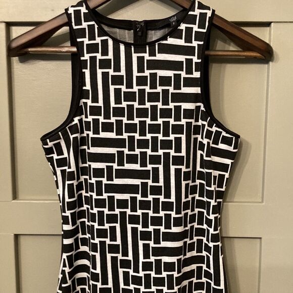 Tibi Black & White Patterned Sleeveless Dress Size 2 - Picture 4 of 7